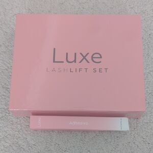 Luxe Pink Lash Lift Kit with Adhesive